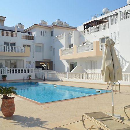 Kapparis Penthouse Lägenhet Paralimni Exteriör bild