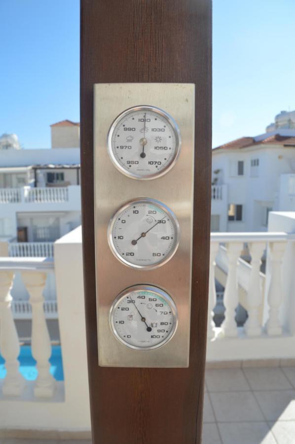 Kapparis Penthouse Lägenhet Paralimni Exteriör bild