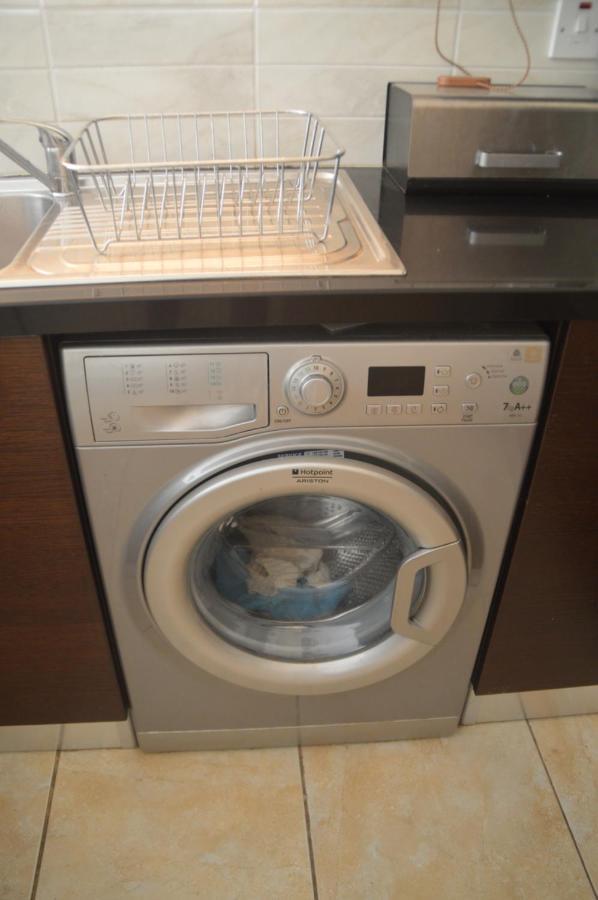 Kapparis Penthouse Lägenhet Paralimni Exteriör bild