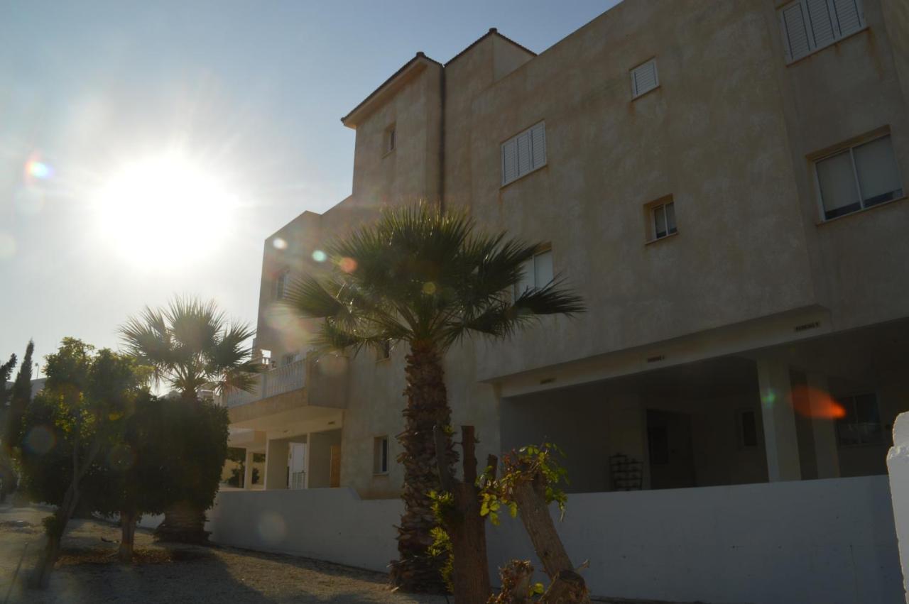 Kapparis Penthouse Lägenhet Paralimni Exteriör bild